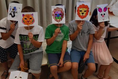 ילדים יוצרים במסגרת ביה"ס של החופש הגדול