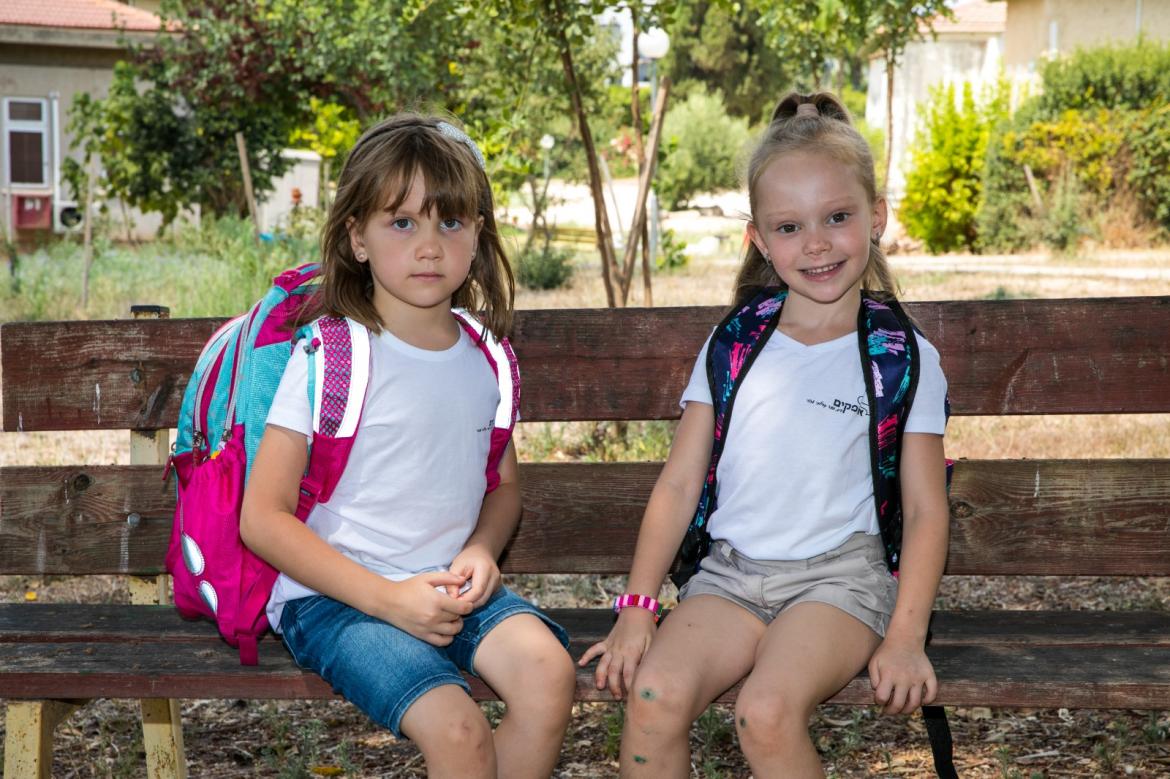 ורברה יוחימנקו ומרגריטה וקסמן עולות לכיתה א'