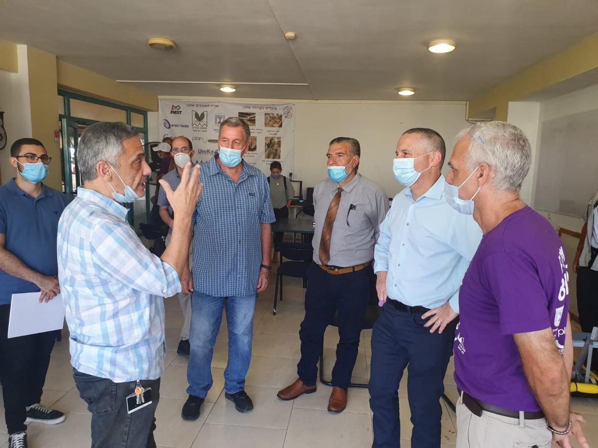 ביקור שר המדע והנהלת המועצה במרכז הרובוטיקה מבנשית זבדה