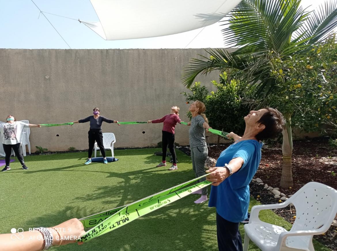 נעים בשלישי