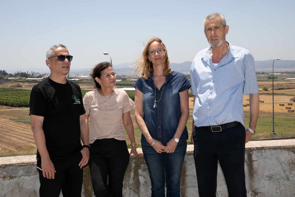 מימין לשמאל: ג'מאל עבד אלחלים, דליה אייל, ליאת וייסבוך, אלי ברק