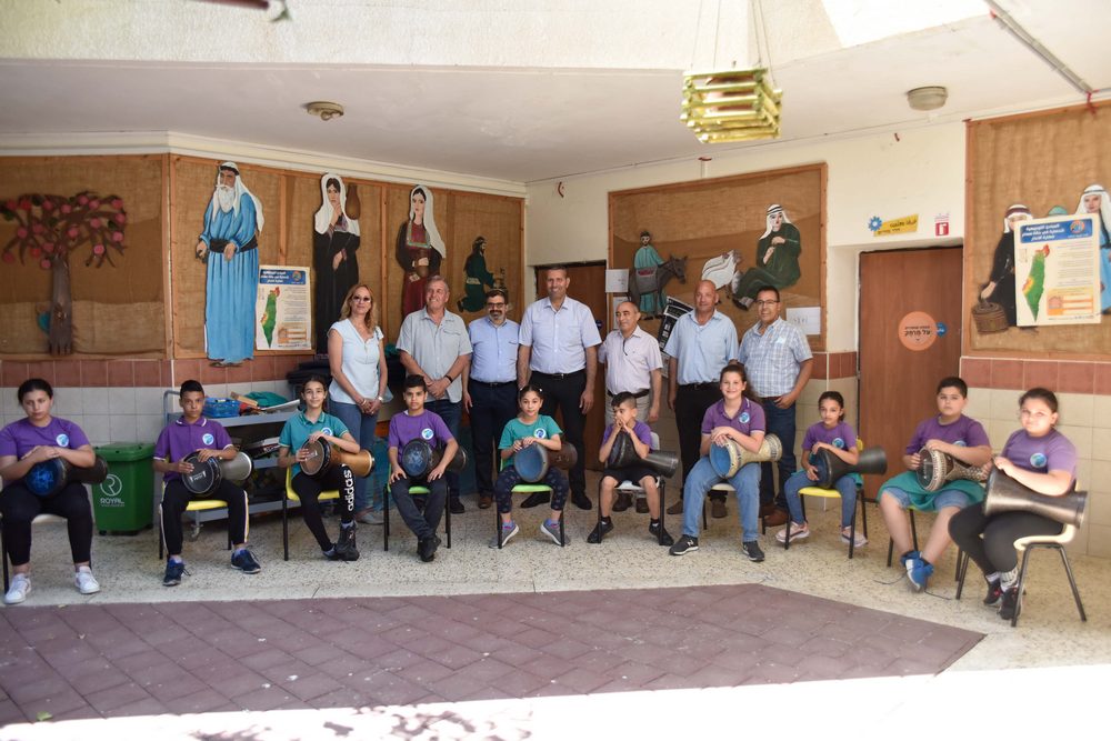 מופע דרבוקות במפגש שכנות