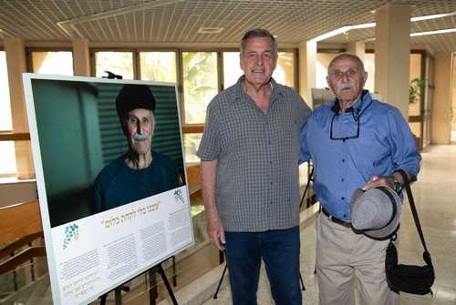 ראש המועצה ושורד שואה בתערוכת המיזם