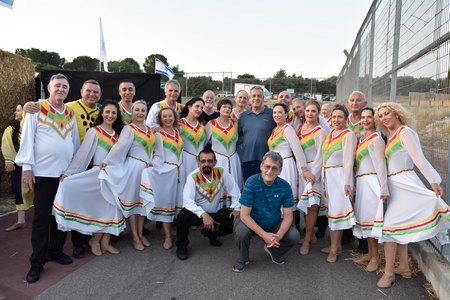 להקת מחול בחנתון