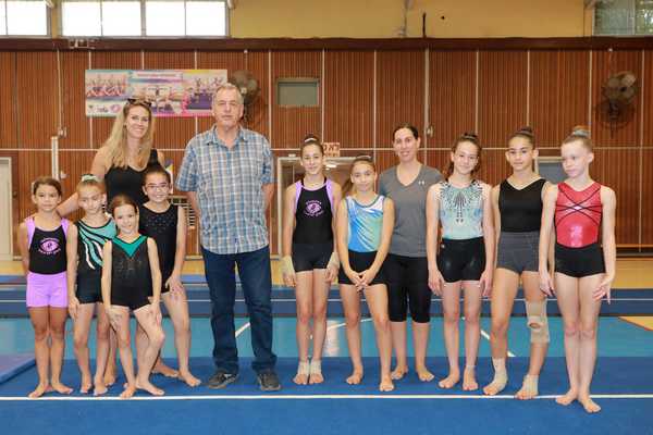 מתעמלות בקייטנת המועצה