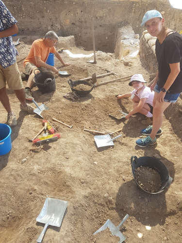 חפירות בתל שמרון