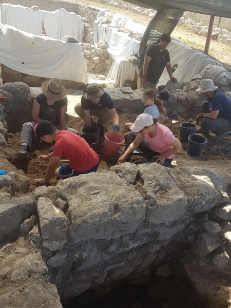 חפירות תל שמרון