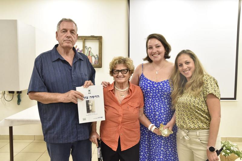 ראש המועצה, מנכלית עמותת ותיקי העמק, סטודנטית מלגאית וותיקה 