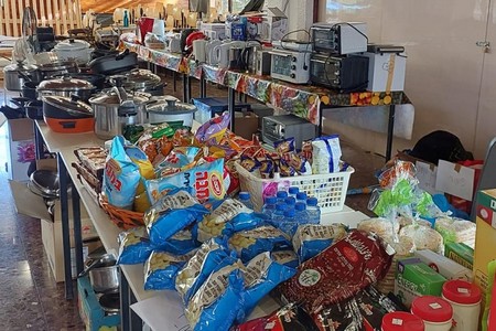 מחסן איסוף ציוד למשפחות מתארחות