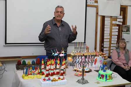 ראש המועצה -אייל בצר מברך את העולים החדשים