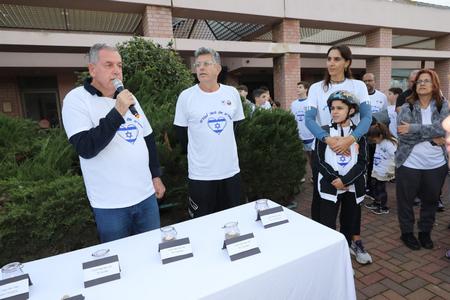 ראש המועצה מברך במרוץ הלפיד באחוזת ברק