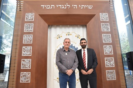 ראש המועצה עם השר לשרותי דת חכ מיכאל מלכיאלי