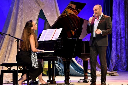 מתוך ההופעה תפילה בלב, עם אורית וולף ושי אברמסון