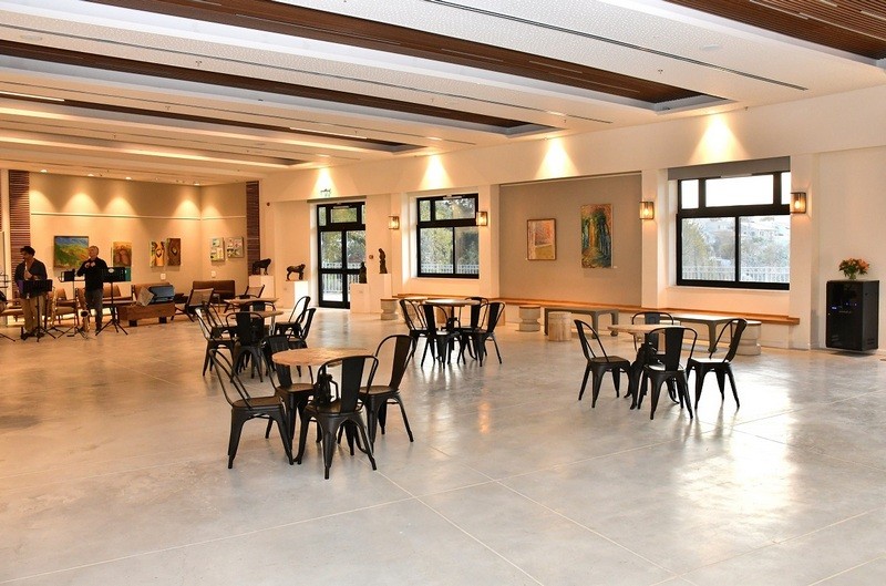 המבנה הרב תכליתי מבפנים