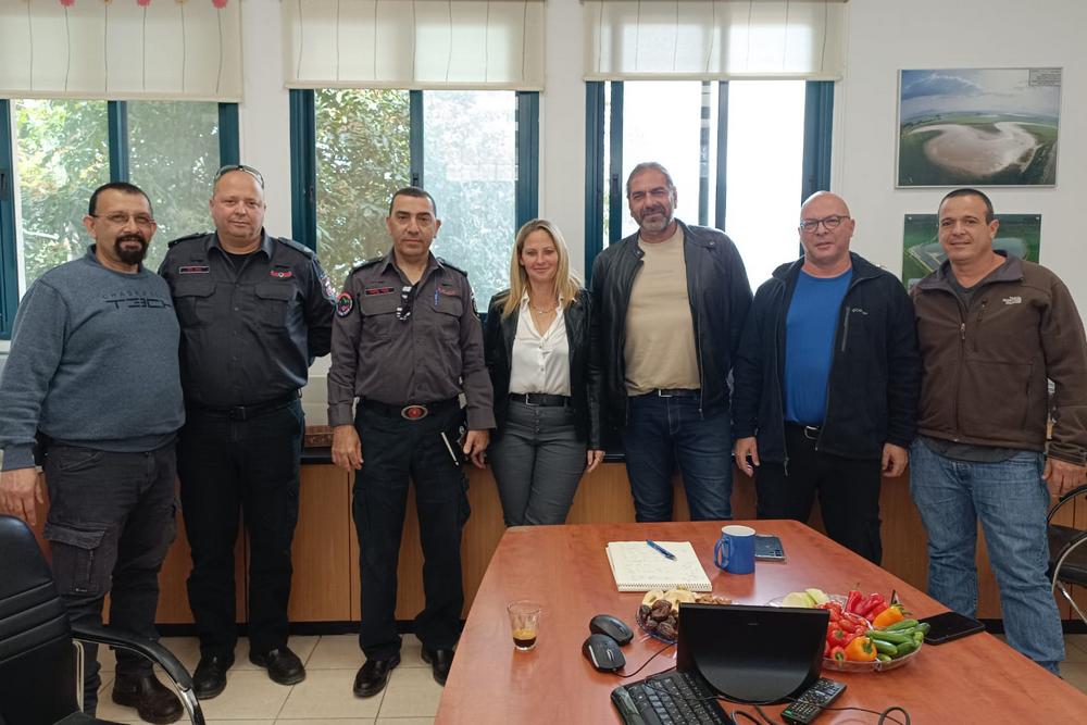 ראשת המועצה בפגישה עם מפקד תחנת כבא עפולה