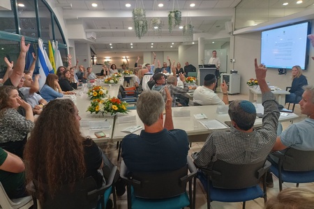 מליאת המועצה האזורית עמק יזרעאל - בהרכבה החדש, התכנסה לראשונה