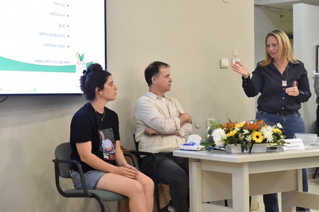 אילן טיב מגזית - ביתם של אביבה וקית' סיגל, שנחטפו לעזה מביתם בכפר עזה, אביה קית' – מוחזק עדיין בשבי