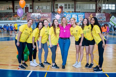 הפנינג כדורסל לבנות בתי הספר היסודיים