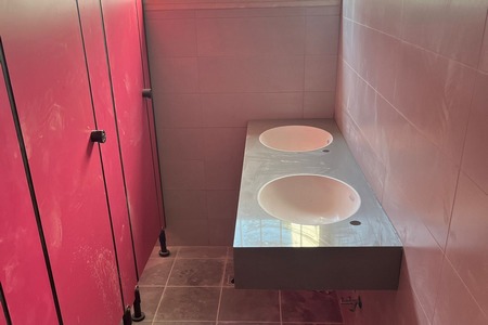 שיפוצי קיץ בבית הספר אל רואאה