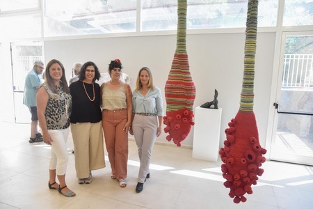 פתיחת תערוכת כתר הרימון