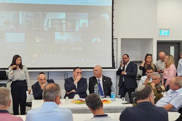 מפגש ראשי ראשויות