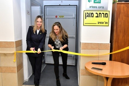 גזירת הסרט במכון פיזיותרפיה