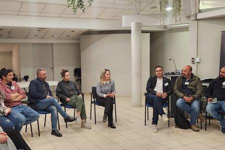 מנהיגות במרחב משותף -  הכשרת נבחרות ונבחרי ציבור 