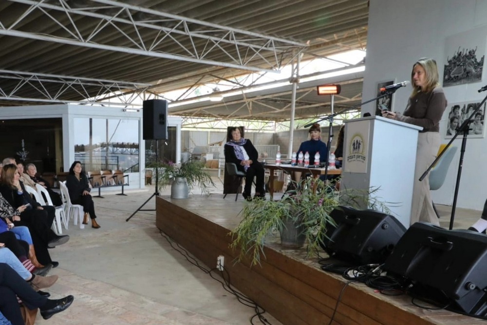 העמק הוא חולמות במוזאון העמק