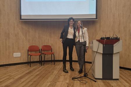 שלומית שיחור רייכמן - ראשת המועצה ויור היזרעאלים יחד עם מהנדסת הוועדה - אורית כהן 