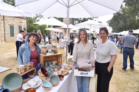 יריד תוצרת העמק