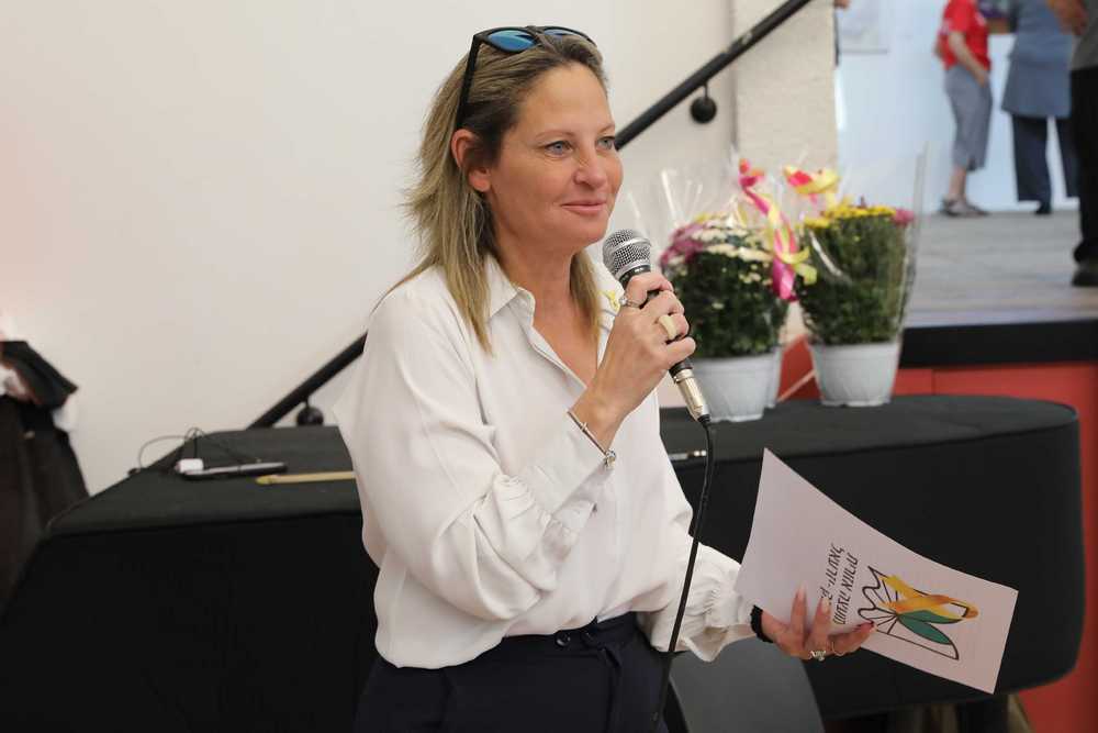 ראשת המועצה מברכת בתערוכה