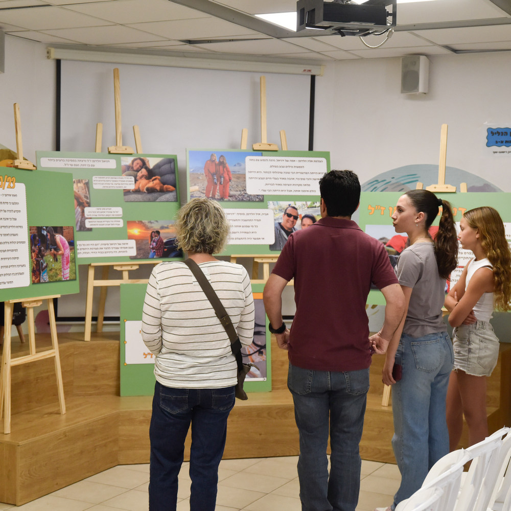 תערוכת צילום לזכרה של דניאל וולדמן 