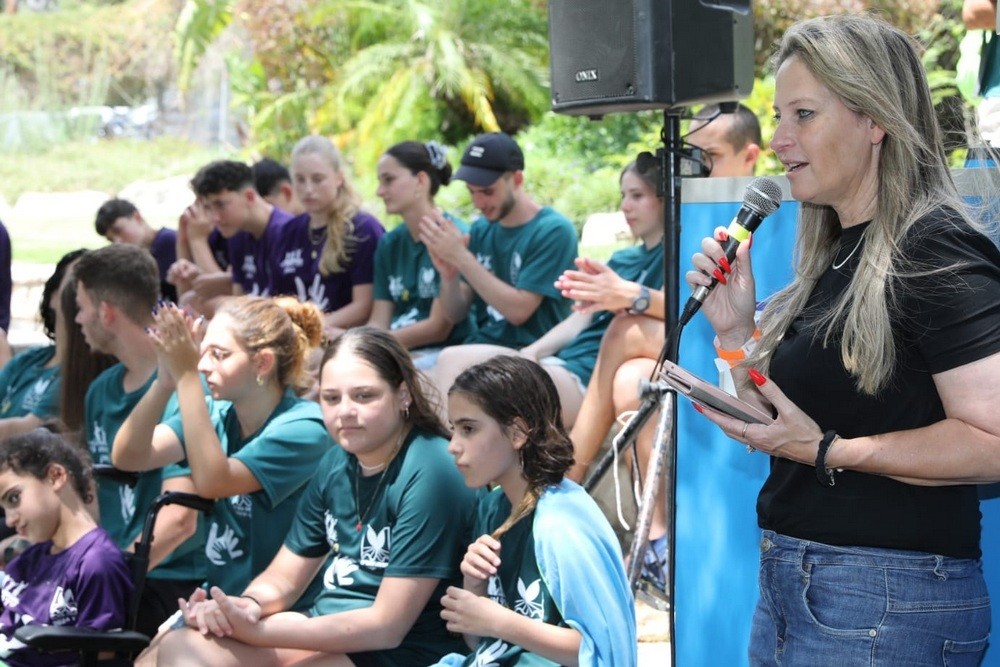 ראשת המועצה מברכת