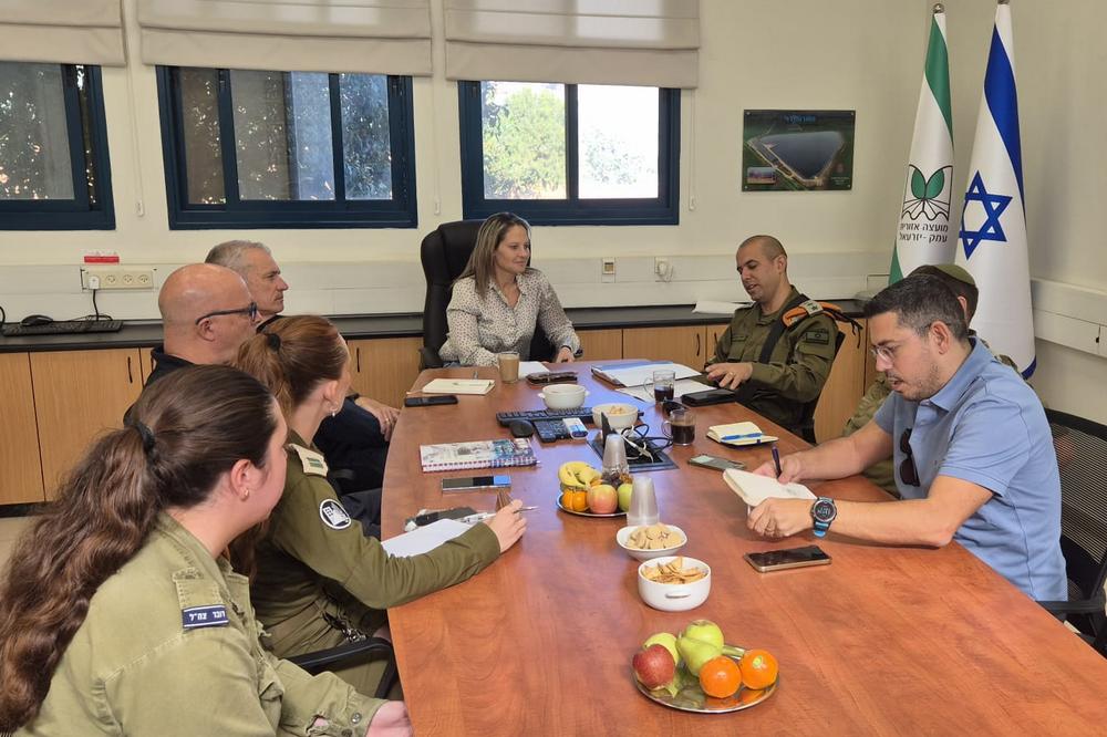 פגישה עם מפקד מחוז חיפה בפיקוד העורף