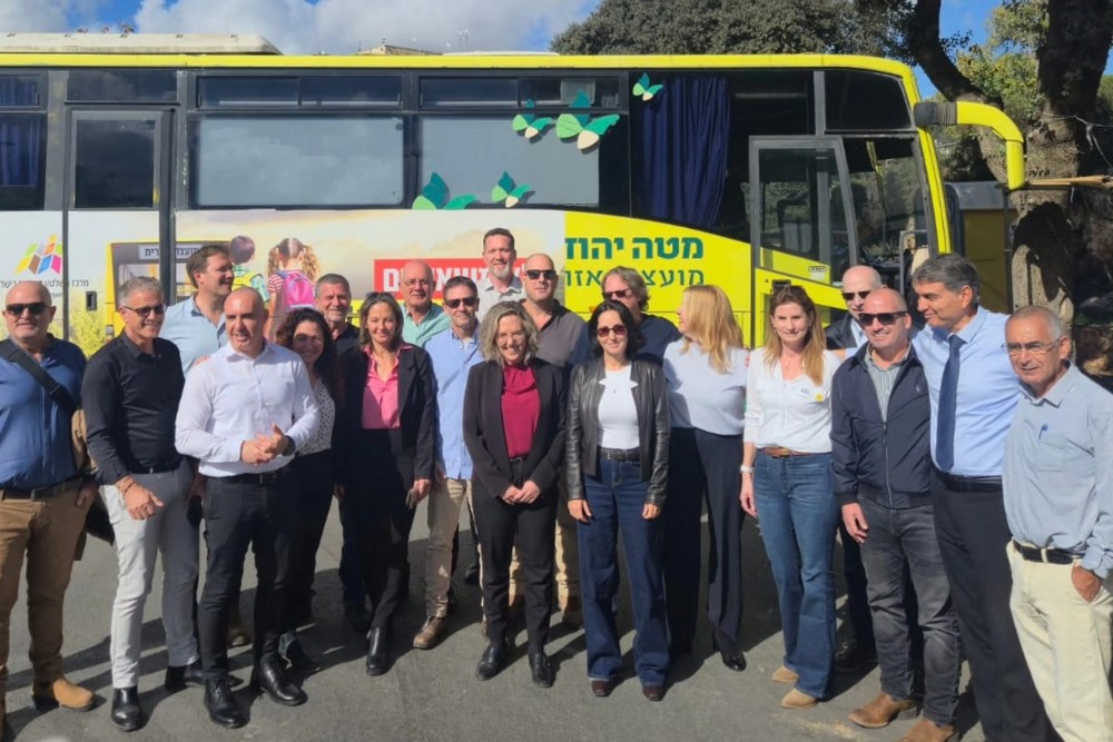 בכנסת בנושא מאבק בתקצוב ההסעות