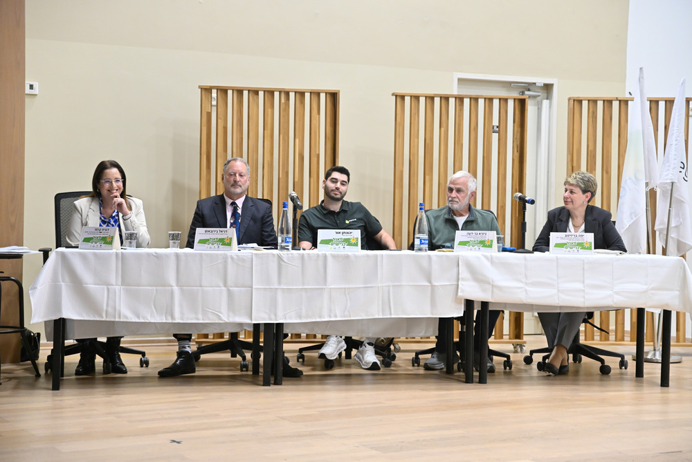 פאנל כרישים