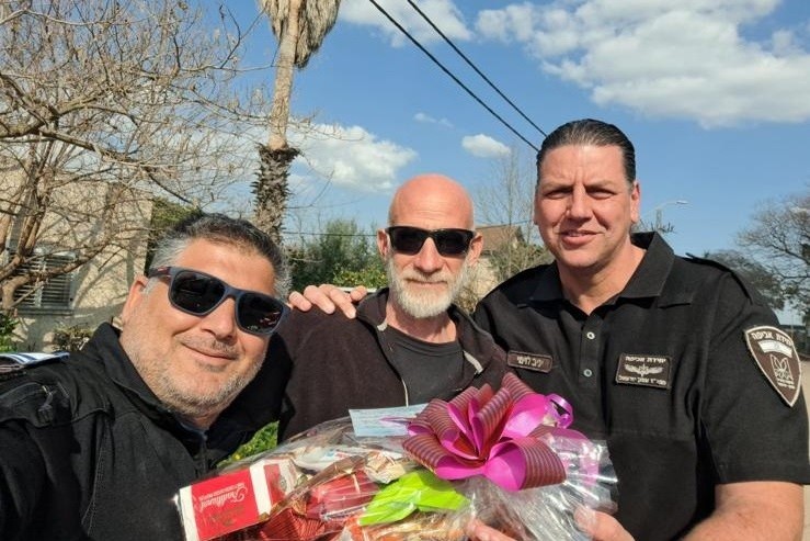 רבש תל עדשים ופקחי המועצה