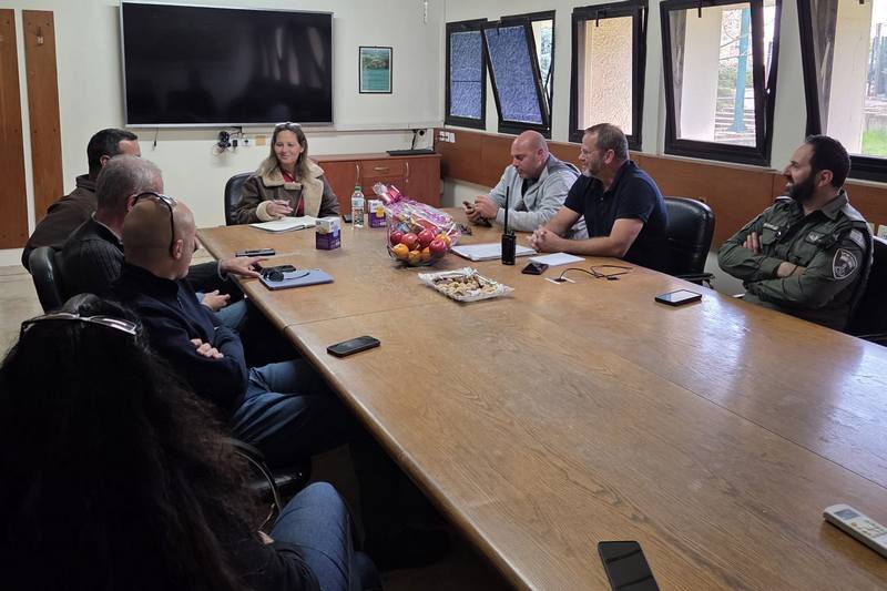 ראשת המועצה עם צוות צחי