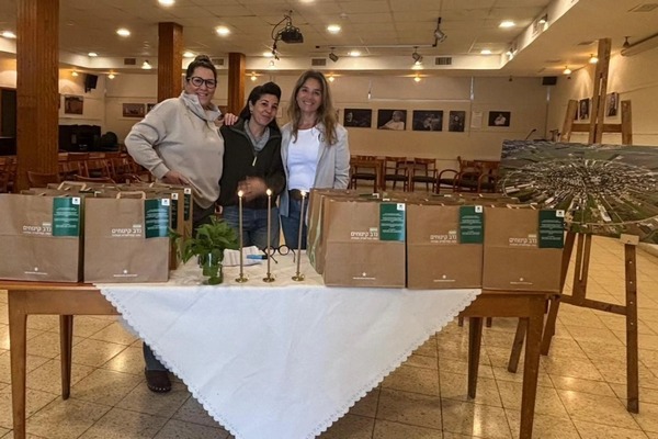 חלוקת שי לנשות ואנשי הביטחון